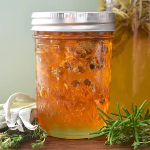 How To Make Herb-Infused Honey.
